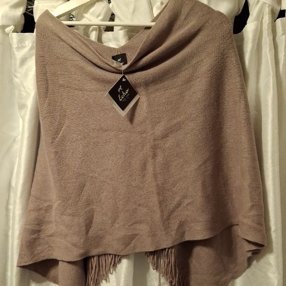 Echo Tan Fringed Women's Poncho One Size - Picture 7 of 9